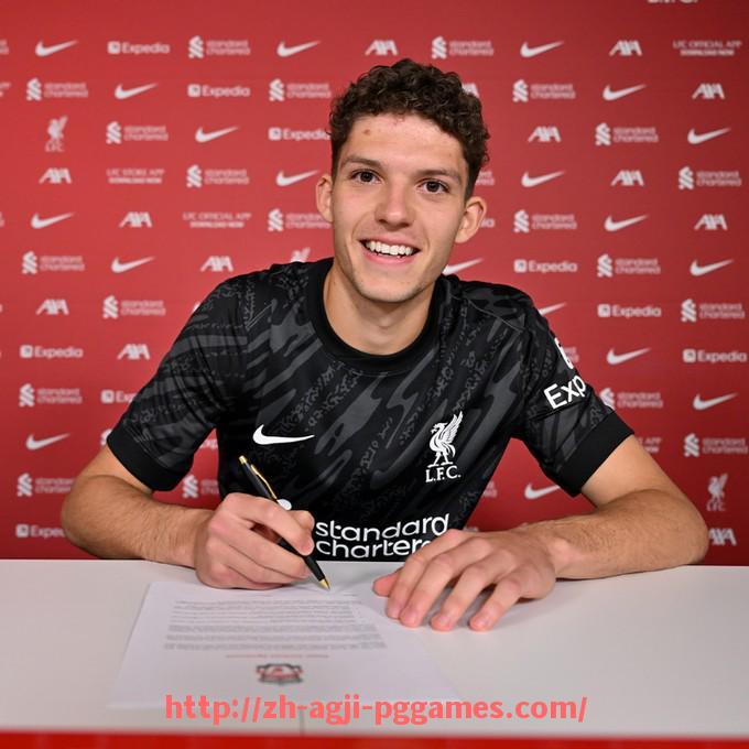 PG模拟器官方网站-火箭队季后赛全场比赛回放及关键时刻分析